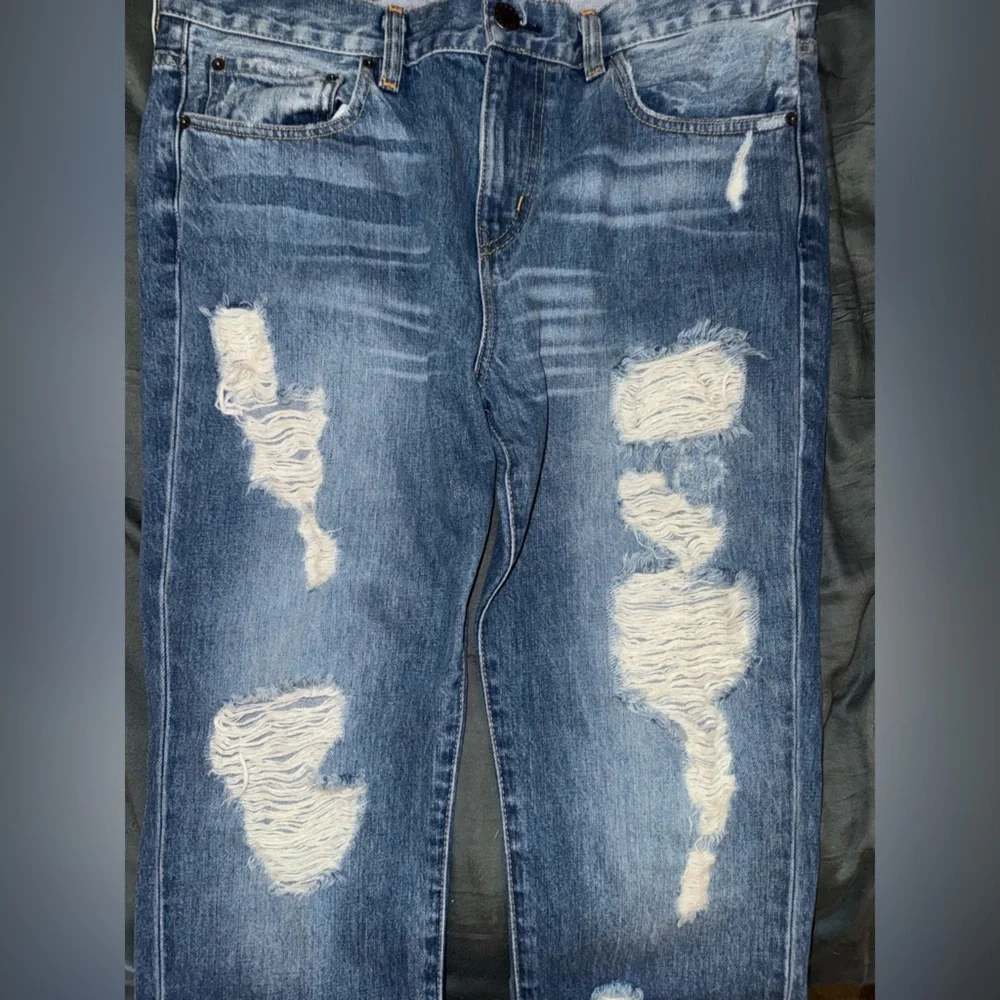 Free People distressed medium wash Jeans W 30